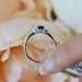 Anillo Compromiso Diamante Oro Blanco 14K SKR34085-SD/399/2A3