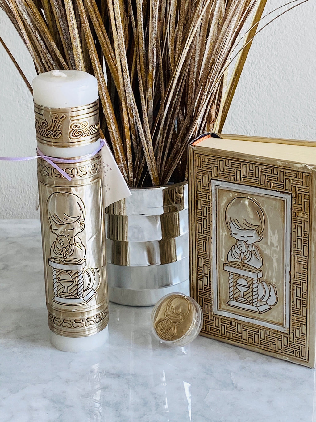 Set de Biblia y Vela para Primera Comunión