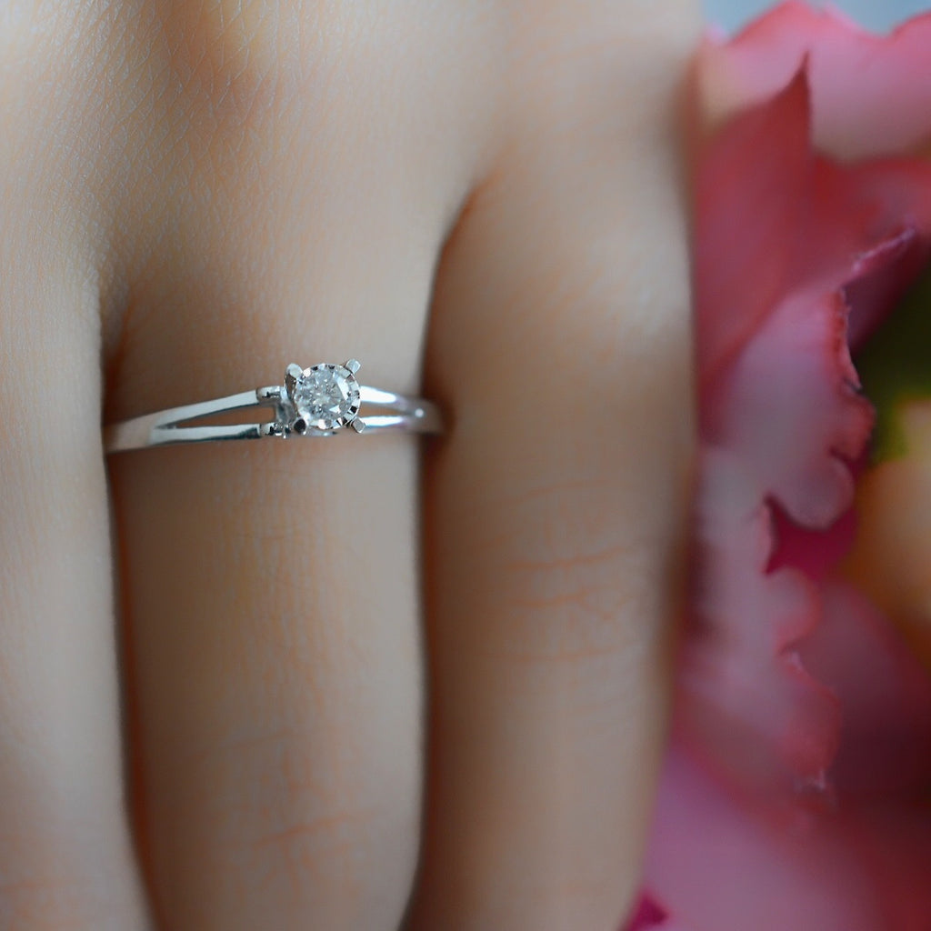 Anillo de Compromiso Diamante Oro 14k 21229o