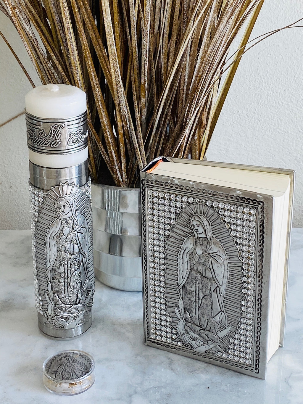 Set de Biblia y Vela para Primera Comunión