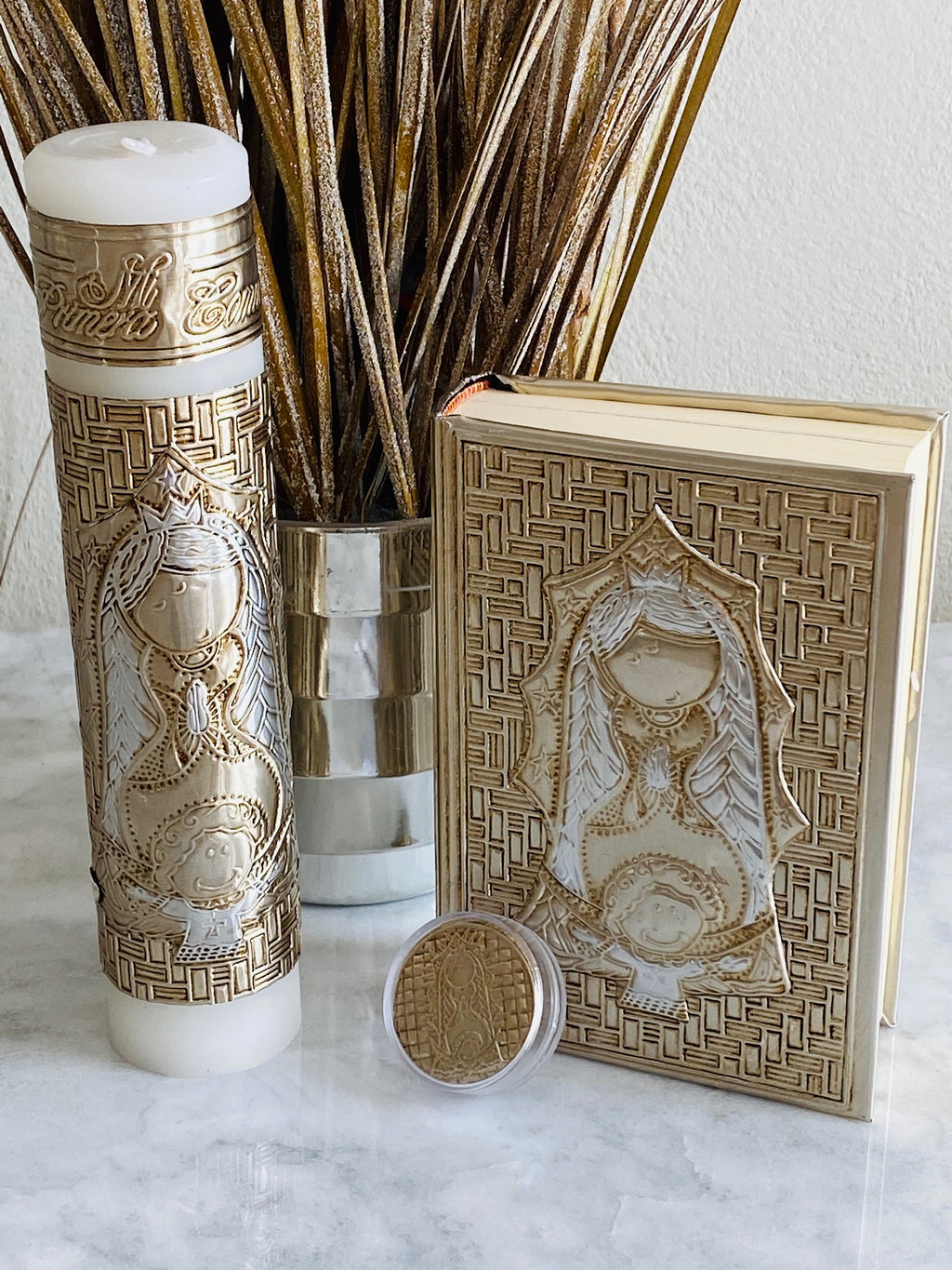 Set de Biblia y Vela para Primera Comunión