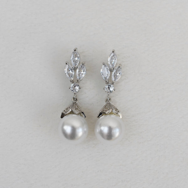 Arete Rodio Plata Zirconia/Perla AR22