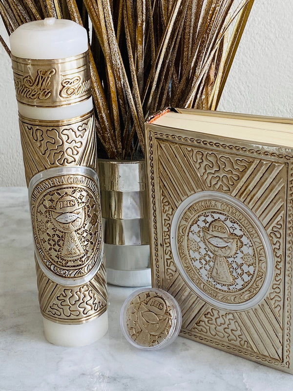 Set de Biblia y Vela para Primera Comunión